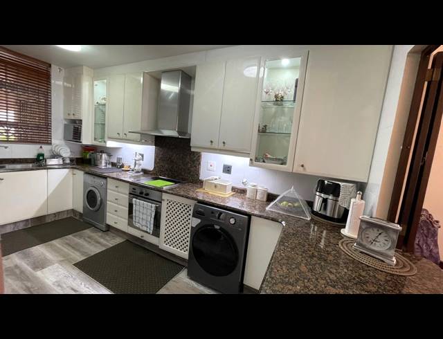 3 BEDROOM APARTMENT FOR SALE IN MUSGRAVE